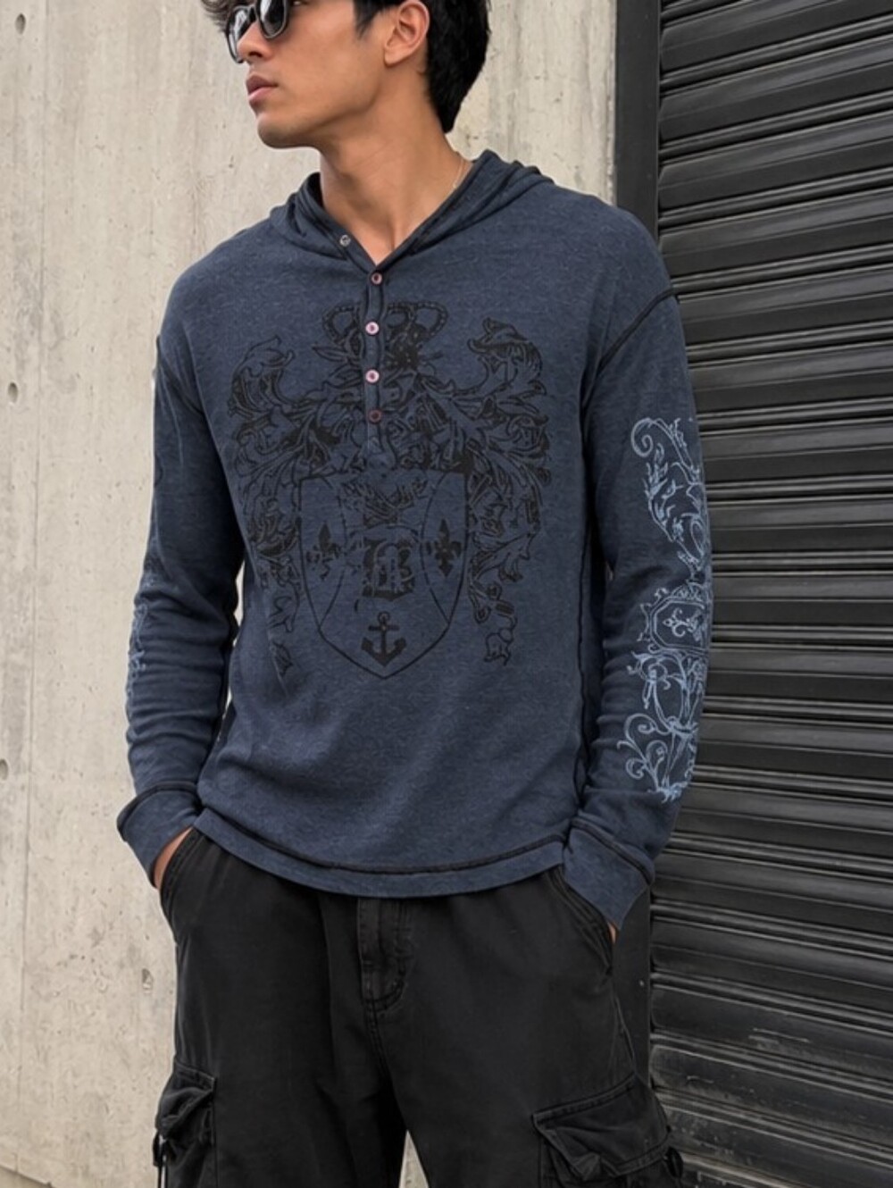 Y2K Buffalo David Bitton Hooded Henley Large